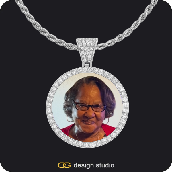 Custom Photo Pendant - Gold / Circle (3 cm) / Rope,Custom Photo Pendant - Silver / Circle (3 cm) / Rope