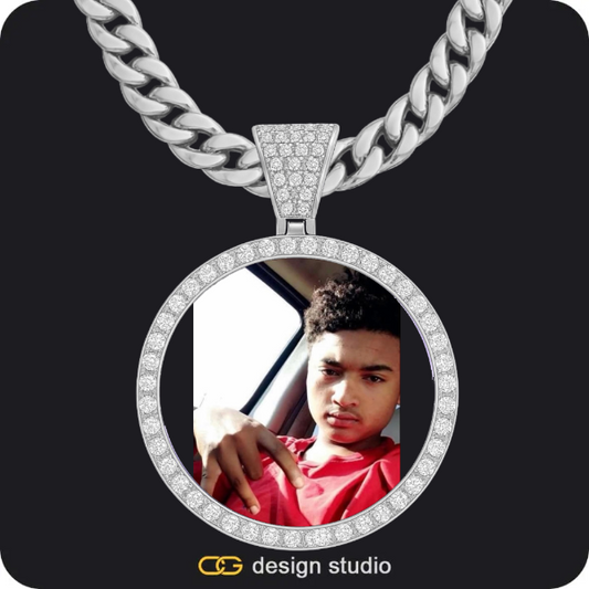 Custom Photo Pendant - Silver / Circle (4 cm) / Cuban (10mm)