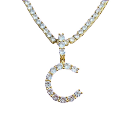 Collar inicial Arial (Oro)