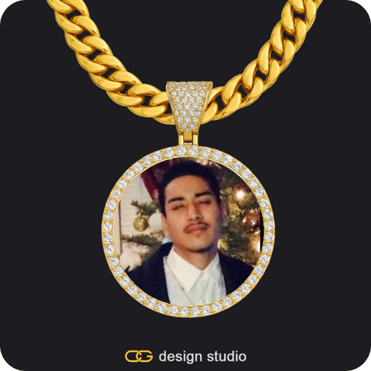 Custom Photo Pendant - Gold / Circle (3 cm) / Cuban (10mm)