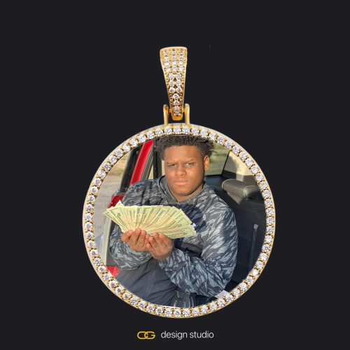 Custom Photo Pendant - Gold / Circle (4 cm) / Cuban (10mm)