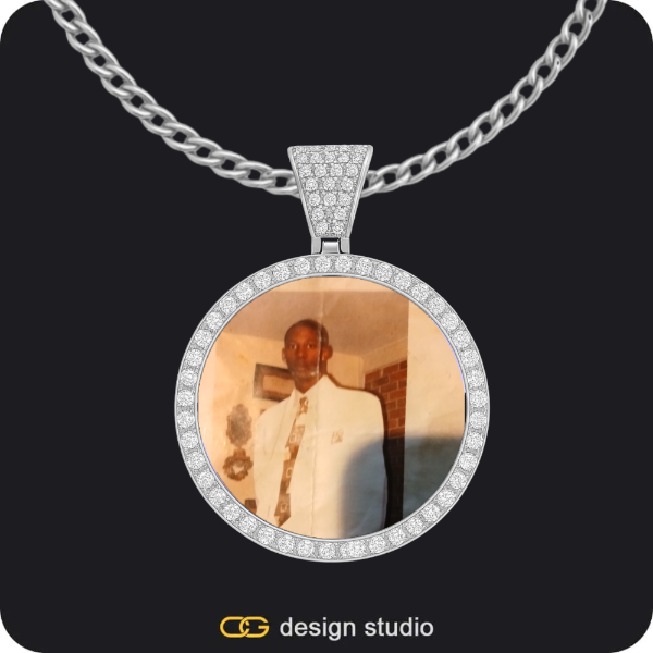 Custom Photo Pendant - Silver / Circle (3 cm) / Cuban (3mm)