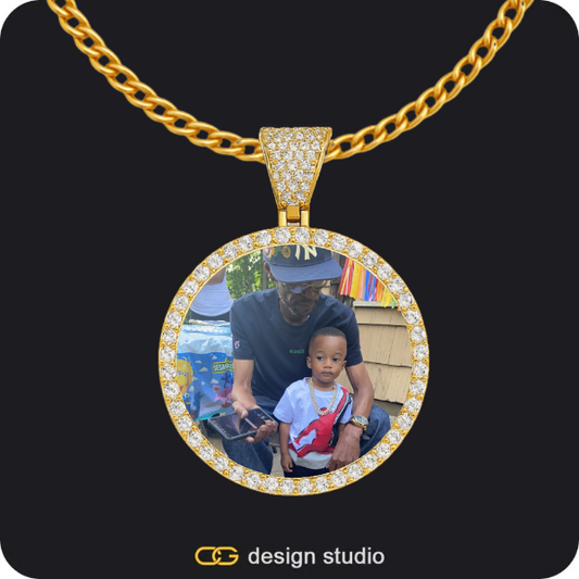 Custom Photo Pendant - Gold / Circle (3 cm) / Cuban (3mm)