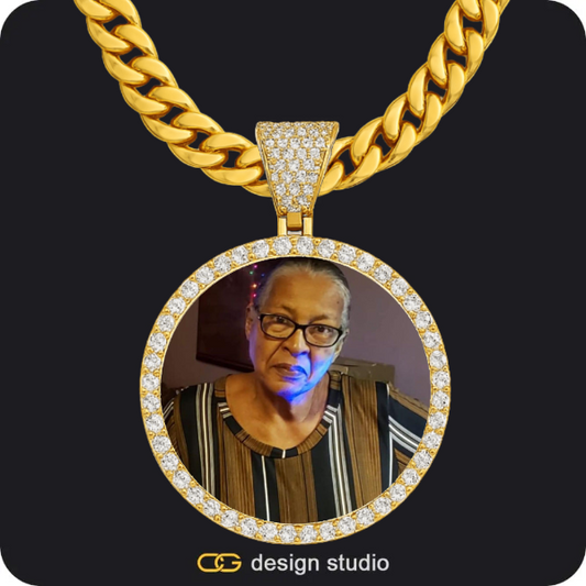 Custom Photo Pendant - Gold / Circle (4 cm) / Cuban (10mm)