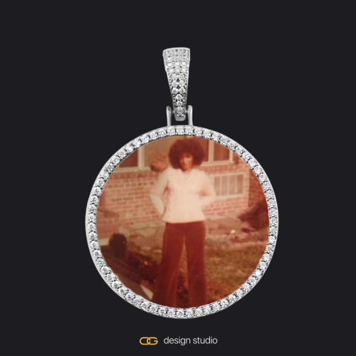 Custom Photo Pendant - Silver / Circle (4 cm) / Cuban (10mm),Clover Initial Necklace - M / 18 inch,Custom Photo Pendant - Silver / Circle (4 cm) / Cuban (10mm)