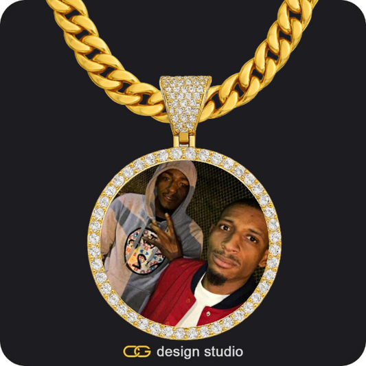 Custom Photo Pendant - Gold / Circle (4 cm) / Cuban (10mm)