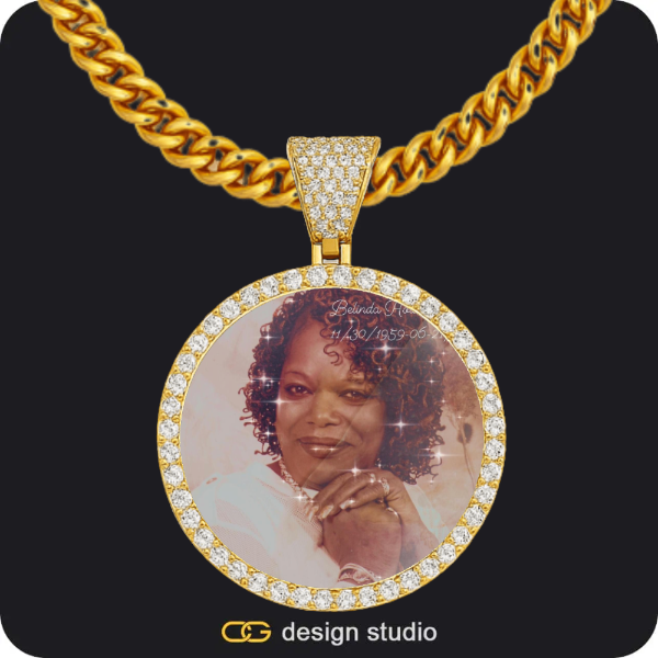 Shell Initial Necklace - U / Gold,Custom Photo Pendant - Gold / Circle (4 cm) / Cuban (5mm)