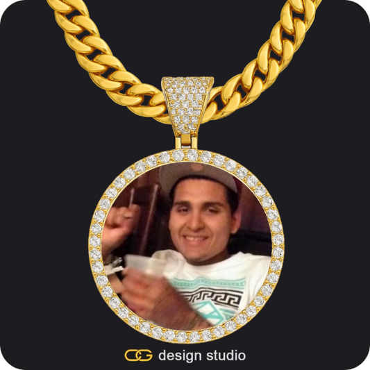 Custom Photo Pendant - Gold / Circle (4 cm) / Cuban (10mm)