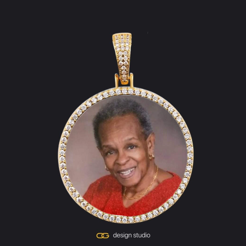 Custom Photo Pendant - Gold / Circle (3 cm) / Cuban (3mm)