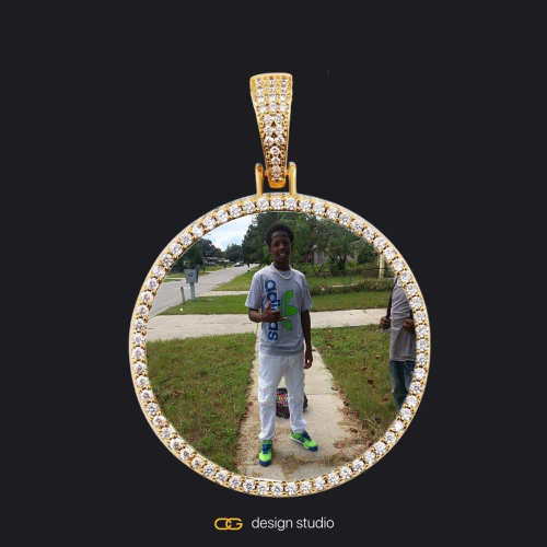 Custom Photo Pendant - Gold / Circle (4 cm) / Cuban (10mm)