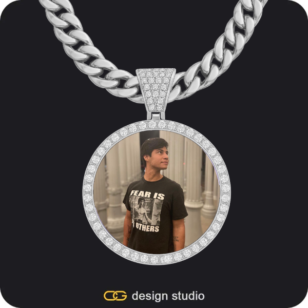 Custom Photo Pendant - Silver / Circle (3 cm) / Cuban (10mm)