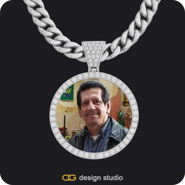 Custom Photo Pendant - Silver / Circle (3 cm) / Cuban (10mm)