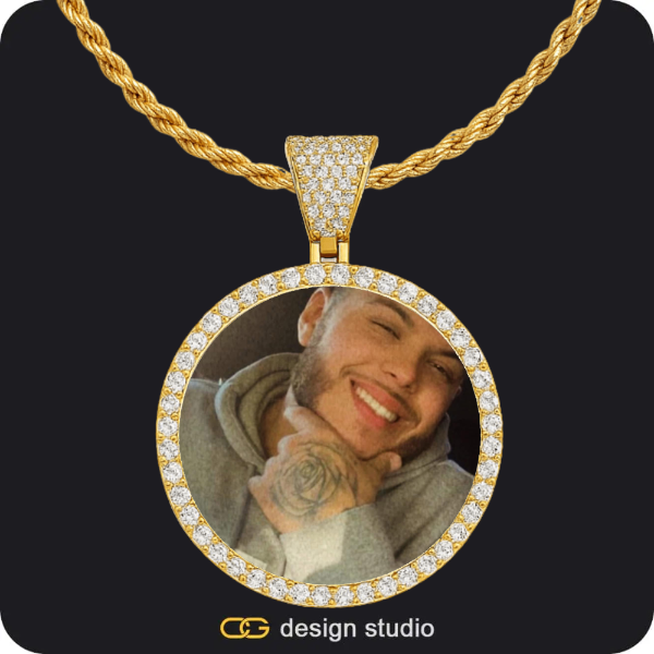 Rectangle Initial necklace - Q,Custom Photo Pendant - Gold / Circle (4 cm) / Rope