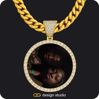 The Essential Name Necklace: Underline,Custom Photo Pendant - Gold / Circle (4 cm) / Cuban (10mm)