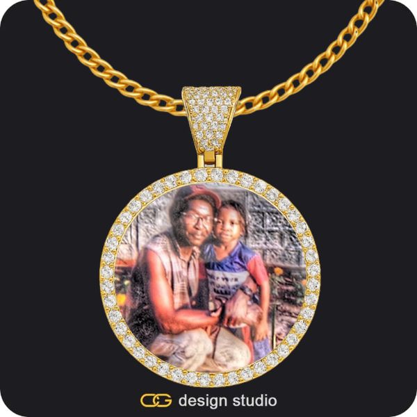 Custom Photo Pendant - Gold / Circle (4 cm) / Cuban (3mm)