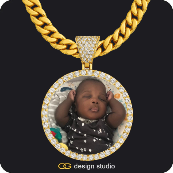 Custom Photo Pendant - Gold / Circle (4 cm) / Cuban (10mm)