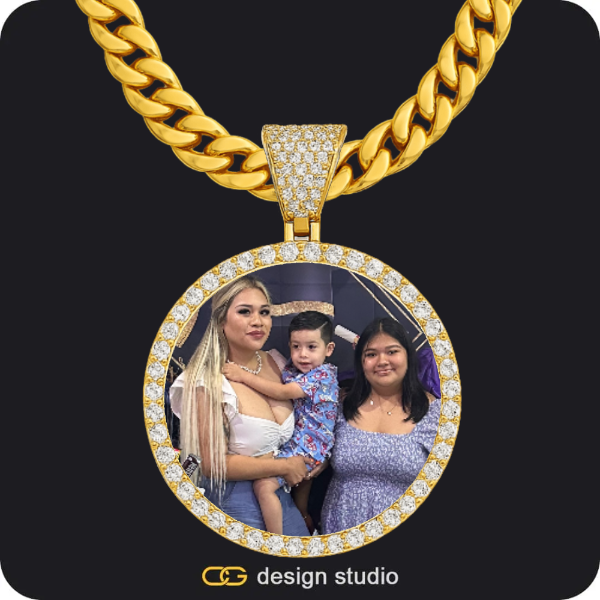 Custom Photo Pendant - Gold / Circle (4 cm) / Cuban (10mm)