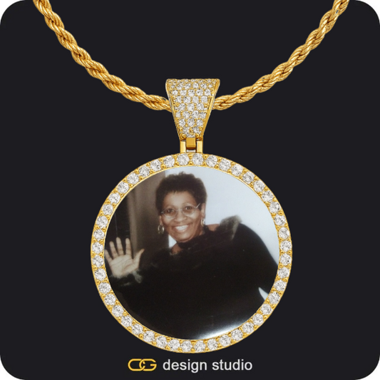 Custom Photo Pendant - Gold / Circle (4 cm) / Rope