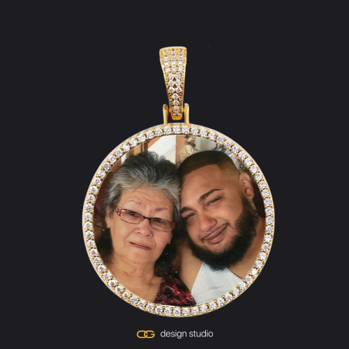 Custom Photo Pendant - Gold / Circle (4 cm) / Cuban (10mm)