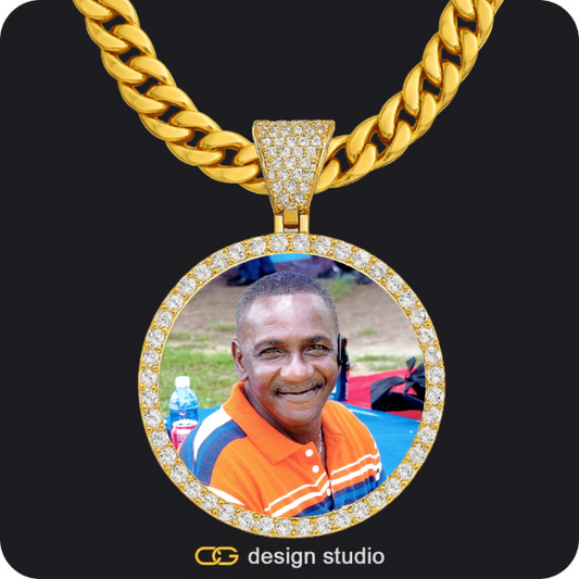 Custom Photo Pendant - Gold / Circle (4 cm) / Cuban (10mm)