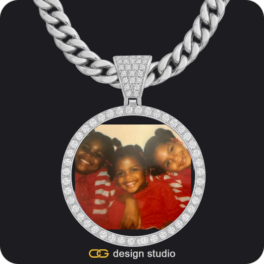 Custom Photo Pendant - Silver / Circle (4 cm) / Cuban (10mm)