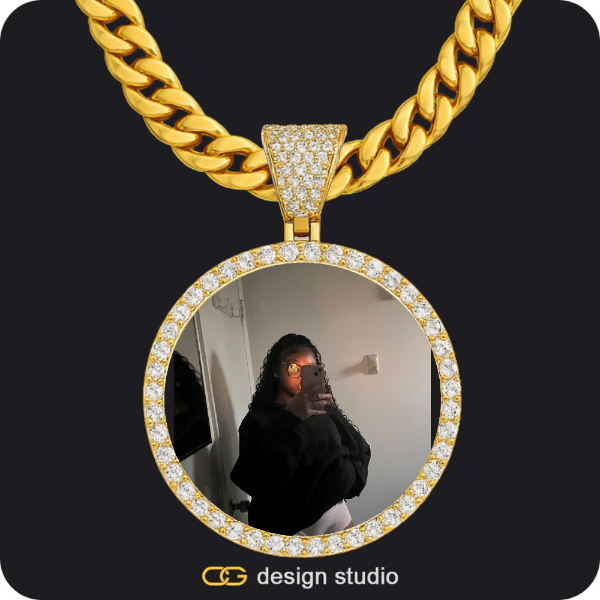 Custom Photo Pendant - Gold / Circle (4 cm) / Cuban (10mm)