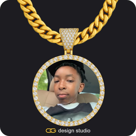 Custom Photo Pendant - Gold / Circle (4 cm) / Cuban (10mm)
