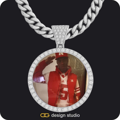 Custom Photo Pendant - Silver / Circle (4 cm) / Cuban (10mm),The Vertical Name Necklace