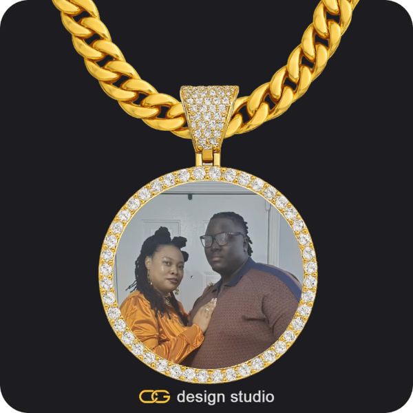 Custom Photo Pendant - Gold / Circle (4 cm) / Cuban (10mm)