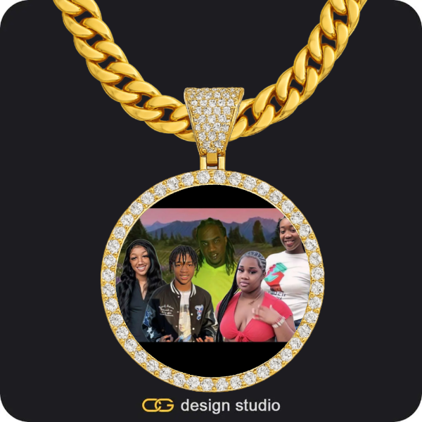 Custom Photo Pendant - Gold / Circle (4 cm) / Cuban (10mm)