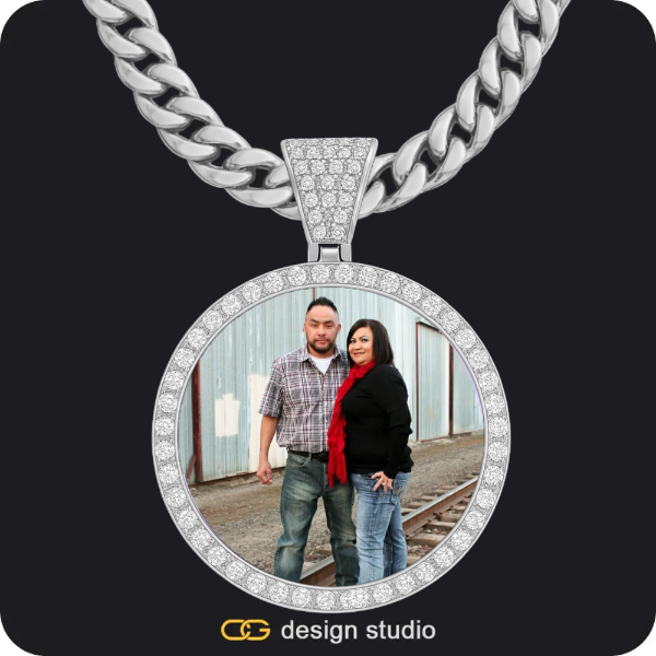 Custom Photo Pendant - Silver / Circle (4 cm) / Cuban (10mm)