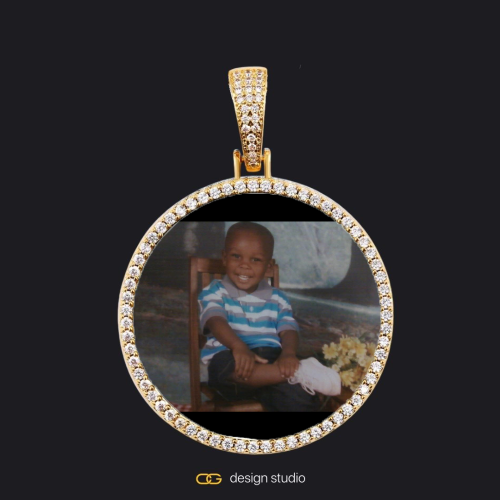 Custom Photo Pendant - Gold / Circle (4 cm) / Cuban (10mm)