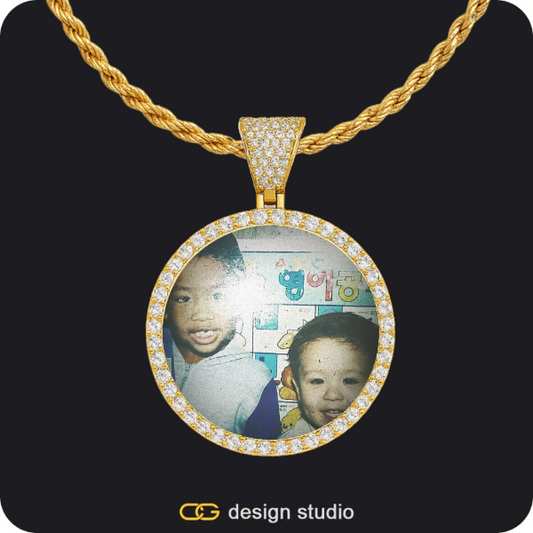 Custom Photo Pendant - Gold / Circle (3 cm) / Rope