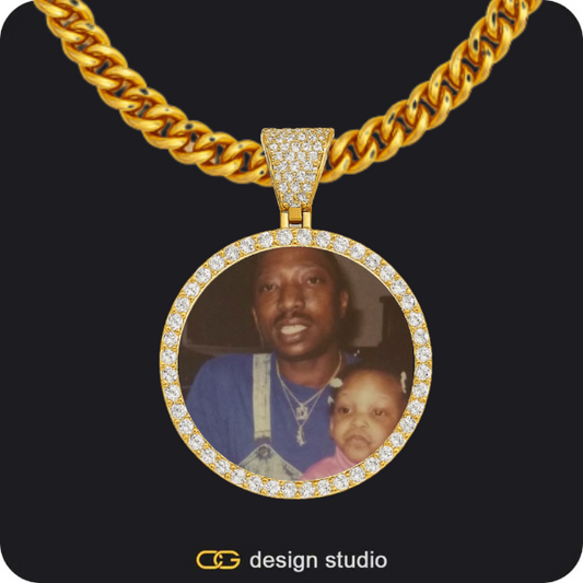 Custom Photo Pendant - Gold / Circle (3 cm) / Cuban (5mm)