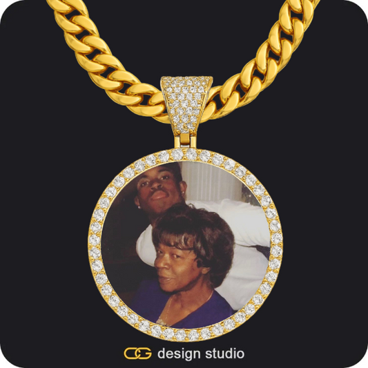 Custom Photo Pendant - Gold / Circle (4 cm) / Cuban (10mm)