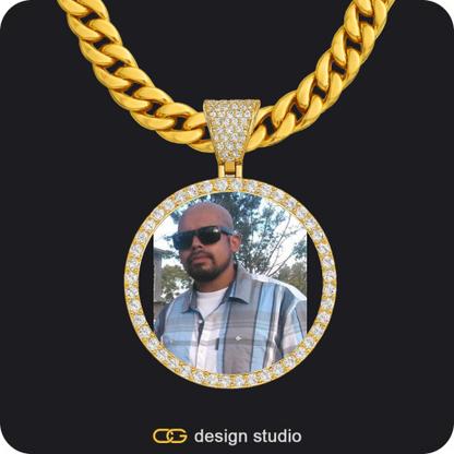 The Essential Name Necklace: Looped,Item Personalization,Custom Photo Pendant - Gold / Circle (3 cm) / Cuban (10mm)