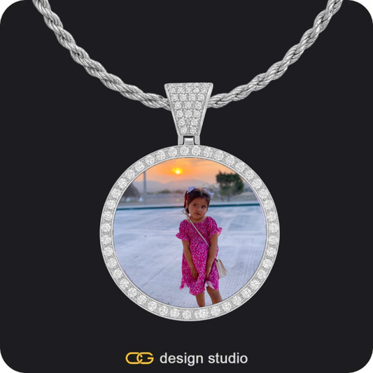 Custom Photo Pendant - Silver / Circle (3 cm) / Rope