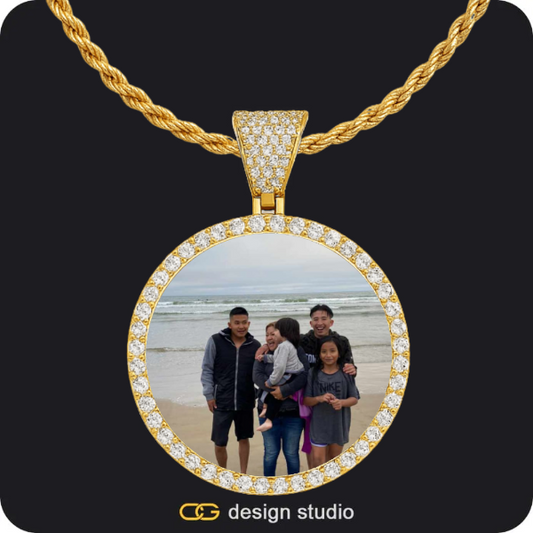 Custom Photo Pendant - Gold / Circle (4 cm) / Rope