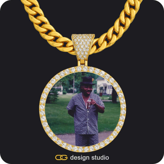 Custom Photo Pendant - Gold / Circle (4 cm) / Cuban (10mm)
