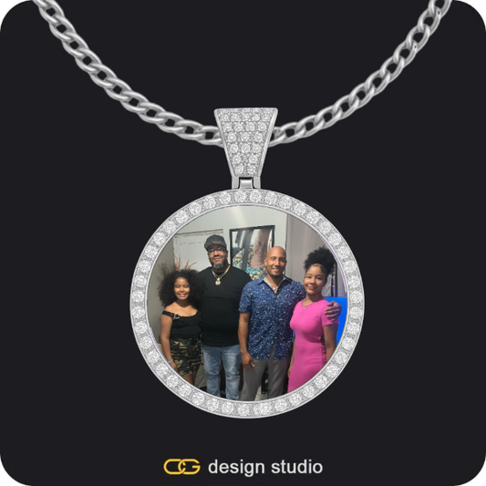 Custom Photo Pendant - Silver / Circle (3 cm) / Cuban (3mm)