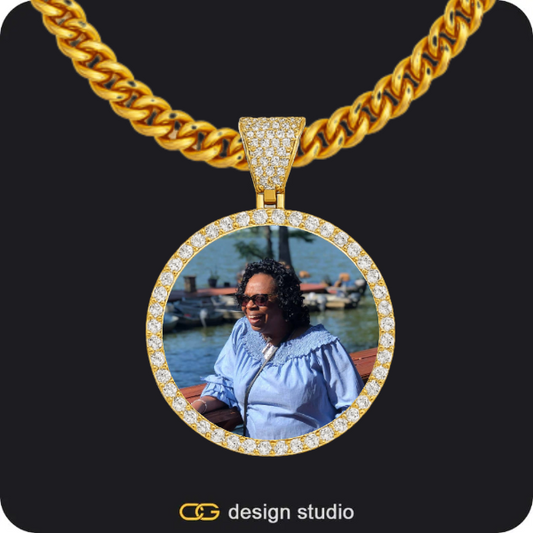 Block initial necklace - W,Custom Photo Pendant - Gold / Circle (3 cm) / Cuban (5mm)