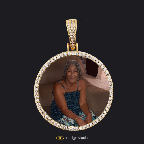 Custom Photo Pendant - Gold / Circle (4 cm) / Cuban (10mm)