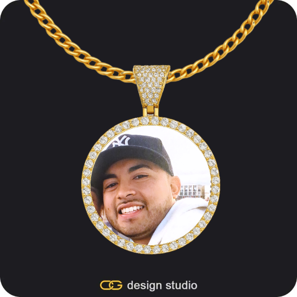 Custom Photo Pendant - Gold / Circle (3 cm) / Cuban (3mm),Custom Photo Pendant - Gold / Circle (3 cm) / Cuban (3mm)