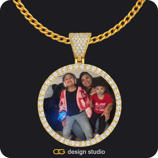 Shell Initial Necklace - U / Silver,Custom Photo Pendant - Gold / Circle (4 cm) / Cuban (3mm)