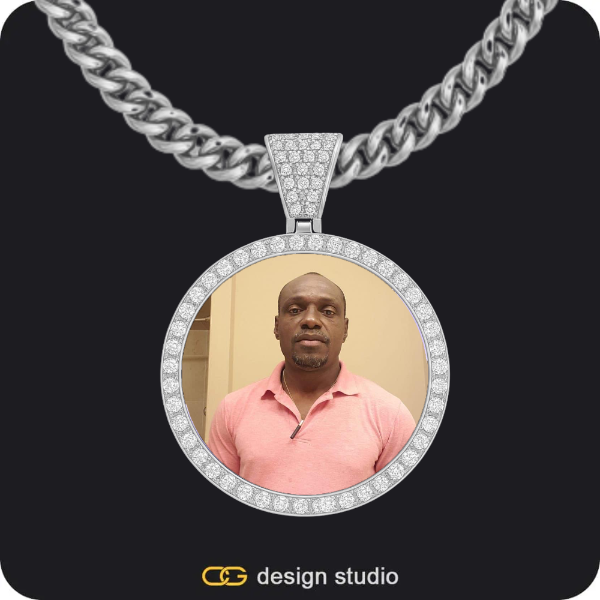 Custom Photo Pendant - Silver / Circle (3 cm) / Cuban (5mm)