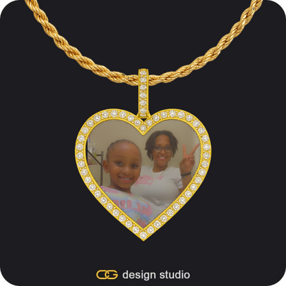 Custom Photo Pendant - Gold / Wings / Rope,Custom Photo Pendant - Gold / Wings / Rope,Custom Photo Pendant - Gold / Heart / Rope
