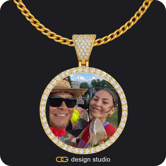 Custom Photo Pendant - Gold / Circle (4 cm) / Cuban (3mm)