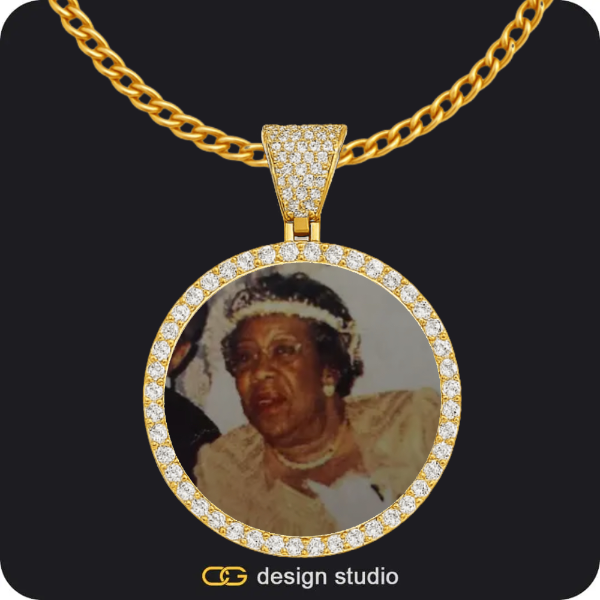 Custom Photo Pendant - Gold / Circle (4 cm) / Cuban (3mm)
