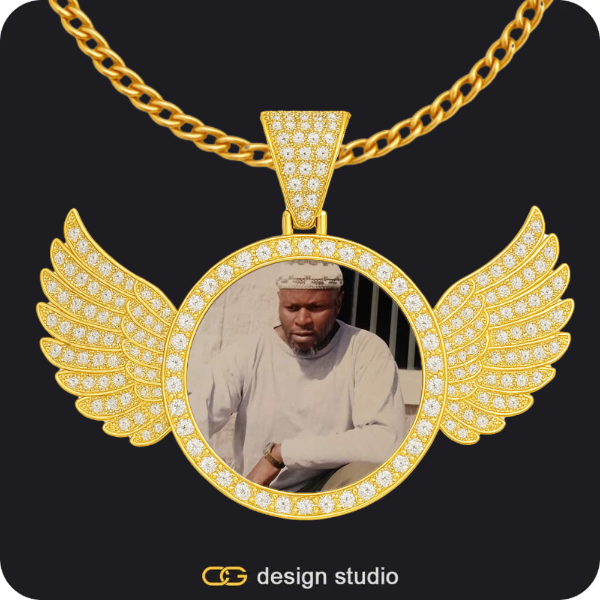 Custom Photo Pendant - Gold / Wings / Cuban (3mm),Custom Photo Pendant - Gold / Circle (4 cm) / Cuban (3mm),Custom Photo Pendant - Gold / Circle (4 cm) / Cuban (3mm)
