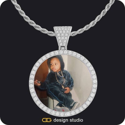 Clover Initial Necklace - U / 16 inch,Custom Photo Pendant - Silver / Circle (4 cm) / Rope